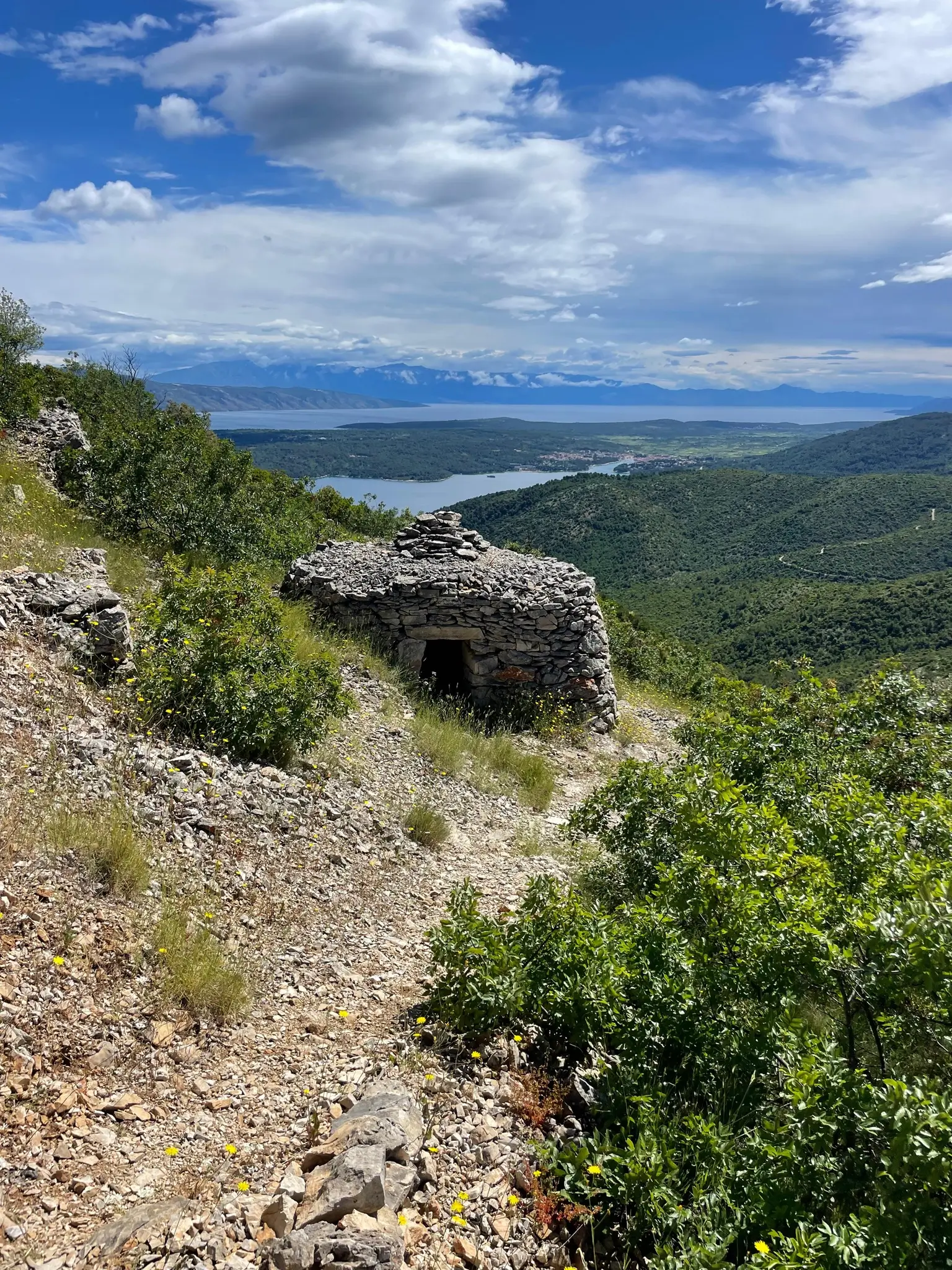 Stone Hut (“Trim”) 